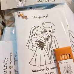 Librito para colorear y lapices