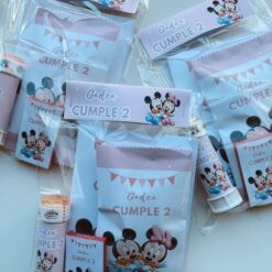 Librito,ceras,gusanitos y pompero