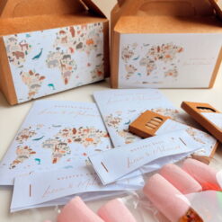 Party box (librito,lápices y chuches)